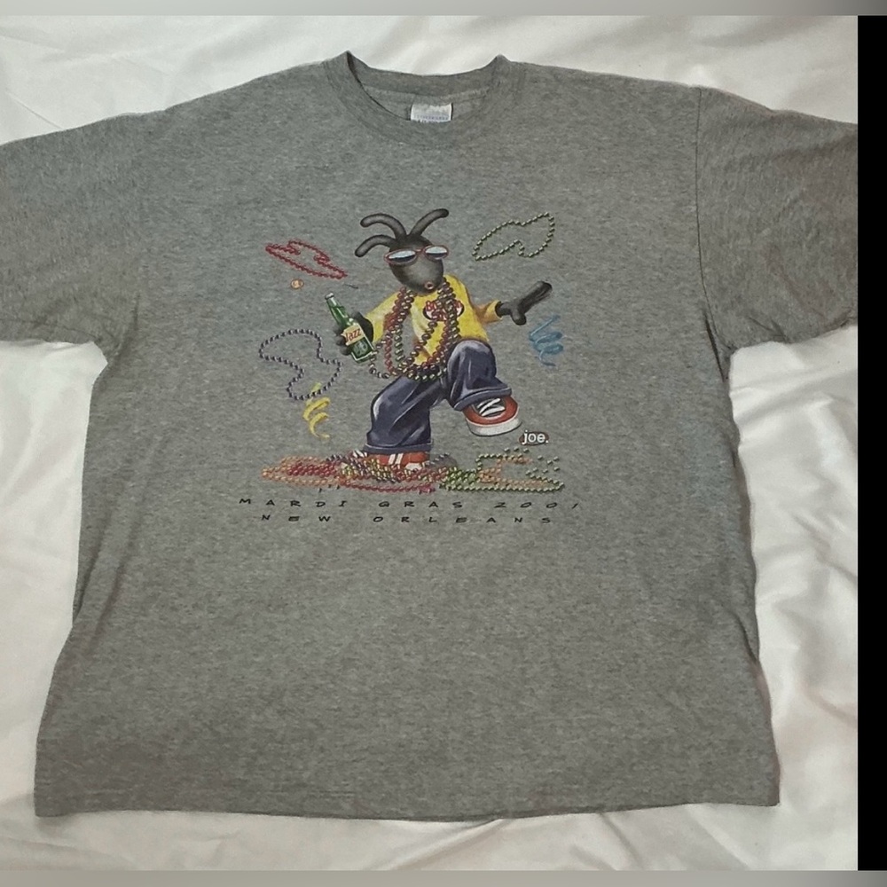 Vintage Joe. Mardi Gras 2001 New Orleans gray Graphic T-shirt Y2K Size XL 90’s
